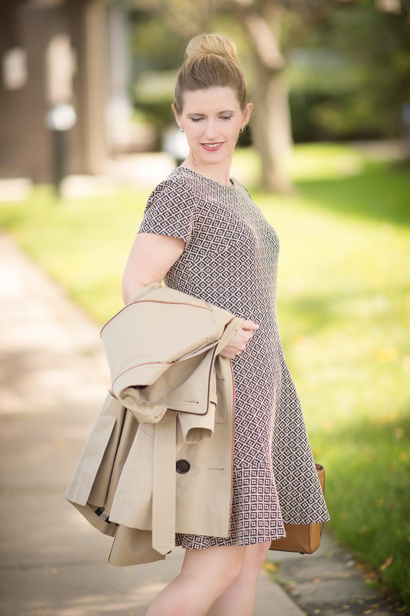 Petite Fashion and Style | Loft Tile Jacquard Flounce Dress | Burberry Trench | Click to Read More...