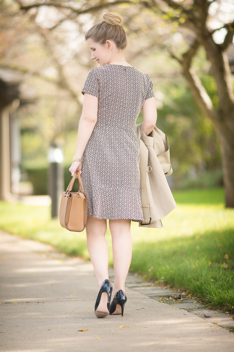 Petite Fashion and Style | Loft Tile Jacquard Flounce Dress | Burberry Trench | Click to Read More...