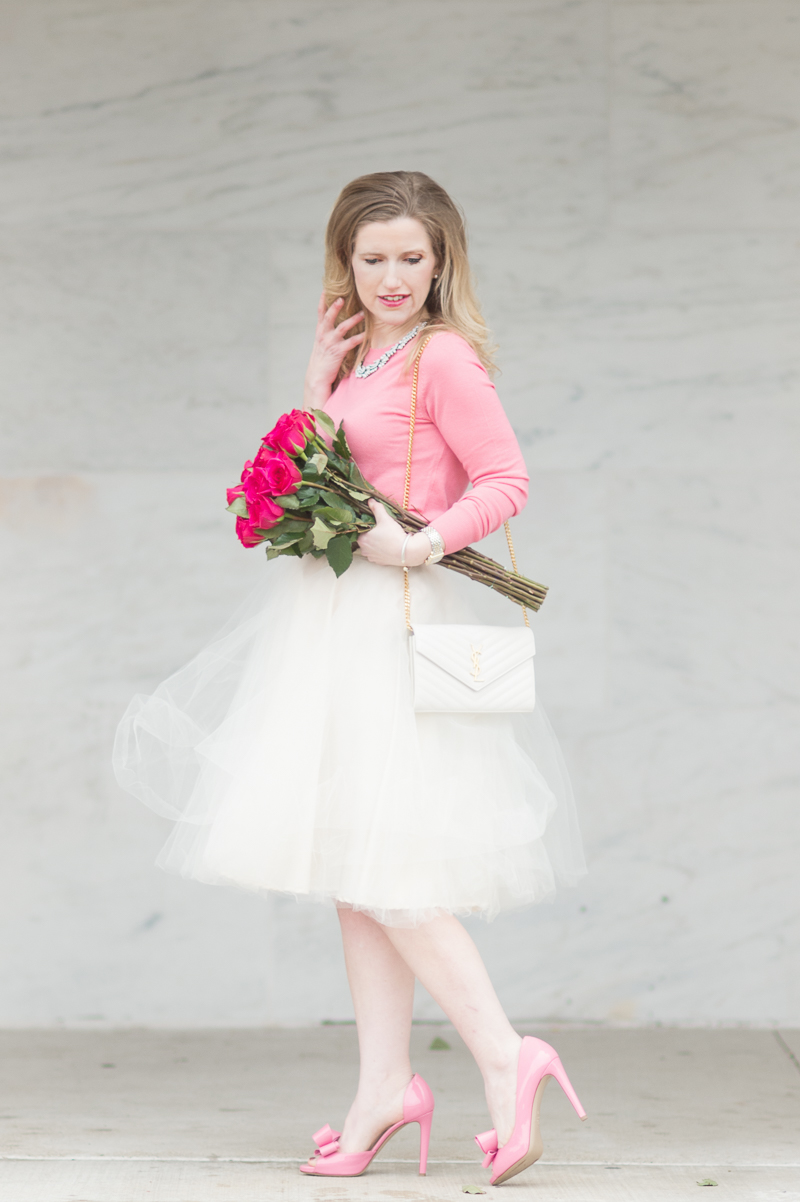 Petite Fashion and Style Blog | Tutu Moi Full Belle Skirt |YSL Wallet on Chain | Valentino Bow Pumps | Detroit Institute of Arts | Click to Read More...