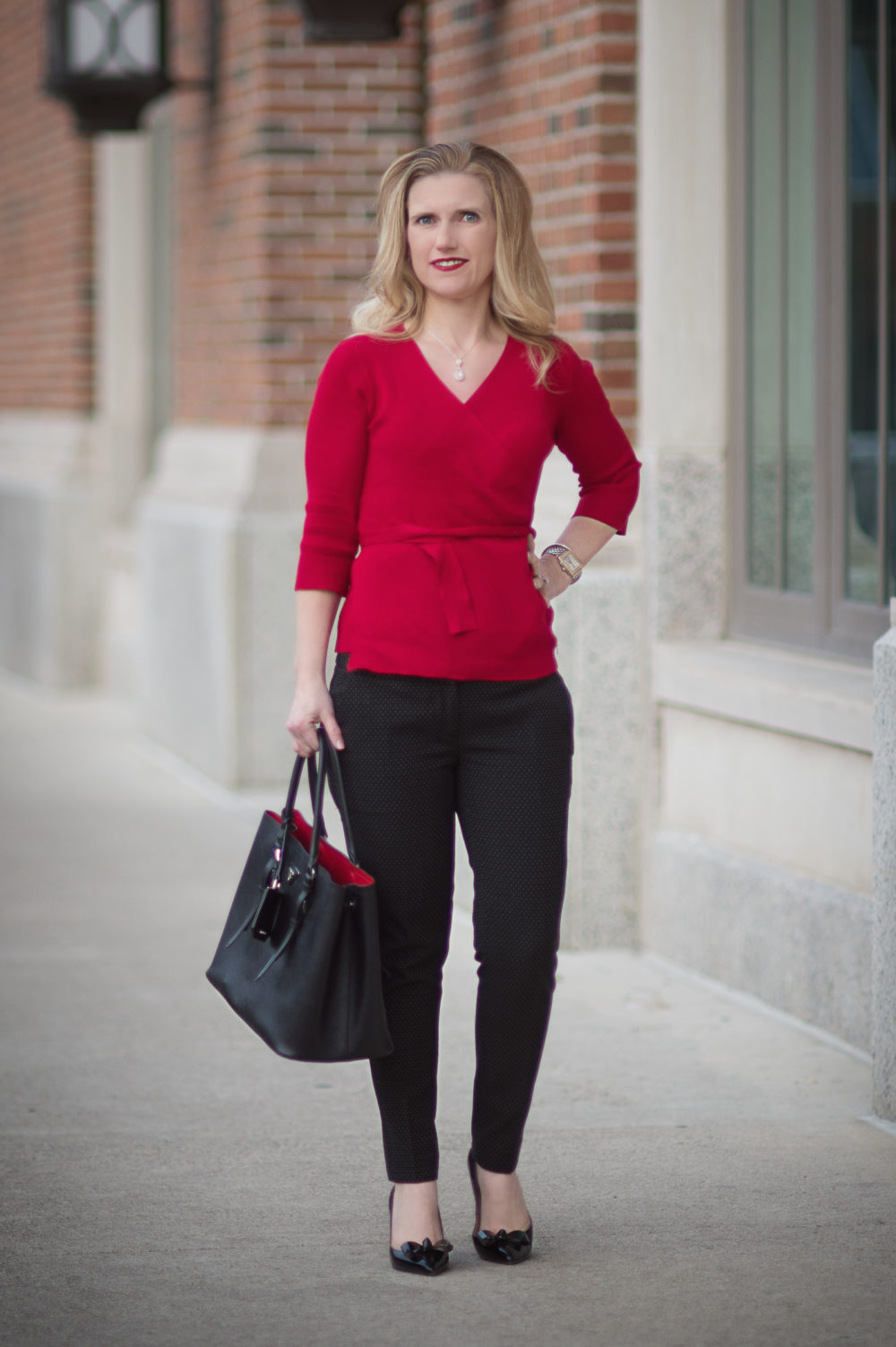 Petite Fashion and Style Blog | Petite Dressing | Petite Friendly Fashion | Click to Read More...