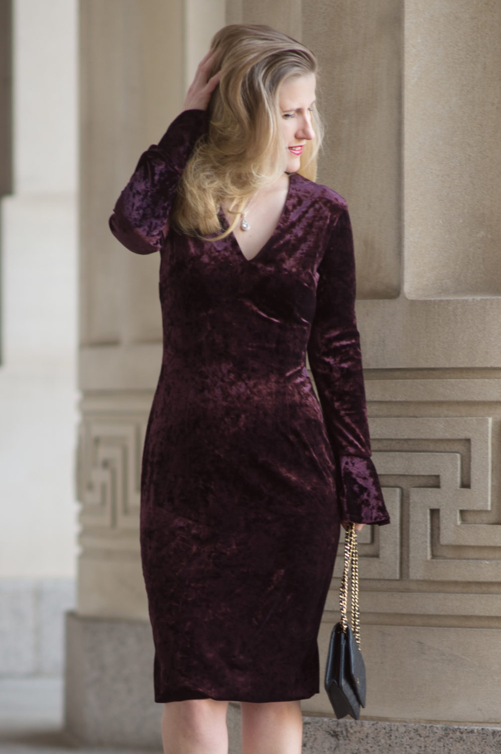 Petite Fashion and Style Blog | Fashion for Petite Women | London Times Lindsay Midi Dress | Chanel Wallet on Chain | Christian Louboutin Simple Pump