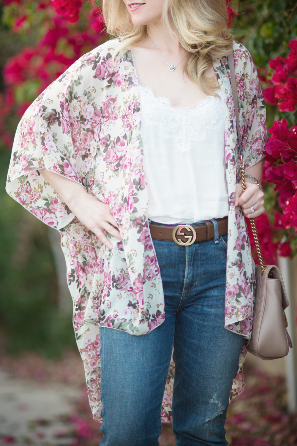 Petite Fashion and Style Blog | Fashion for Petite Women | Morning Lavender Floral Kimono | Citizens of Humanitty Cara Ankle Jeans | Gucci Belt with Interlocking G | Vince Camuto Franell Bootie