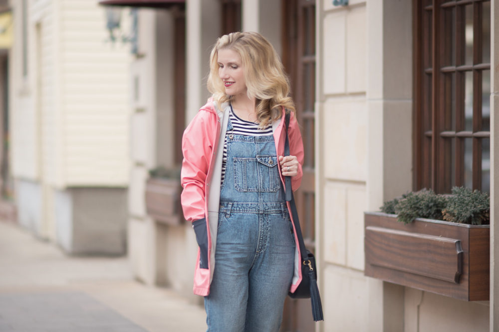 Michigan Petite Fashion and Lifestyle Blog | AG Jeans Leah Overalls | Vionic Midi Perf Shoes | GiGi New York Jenni Bag