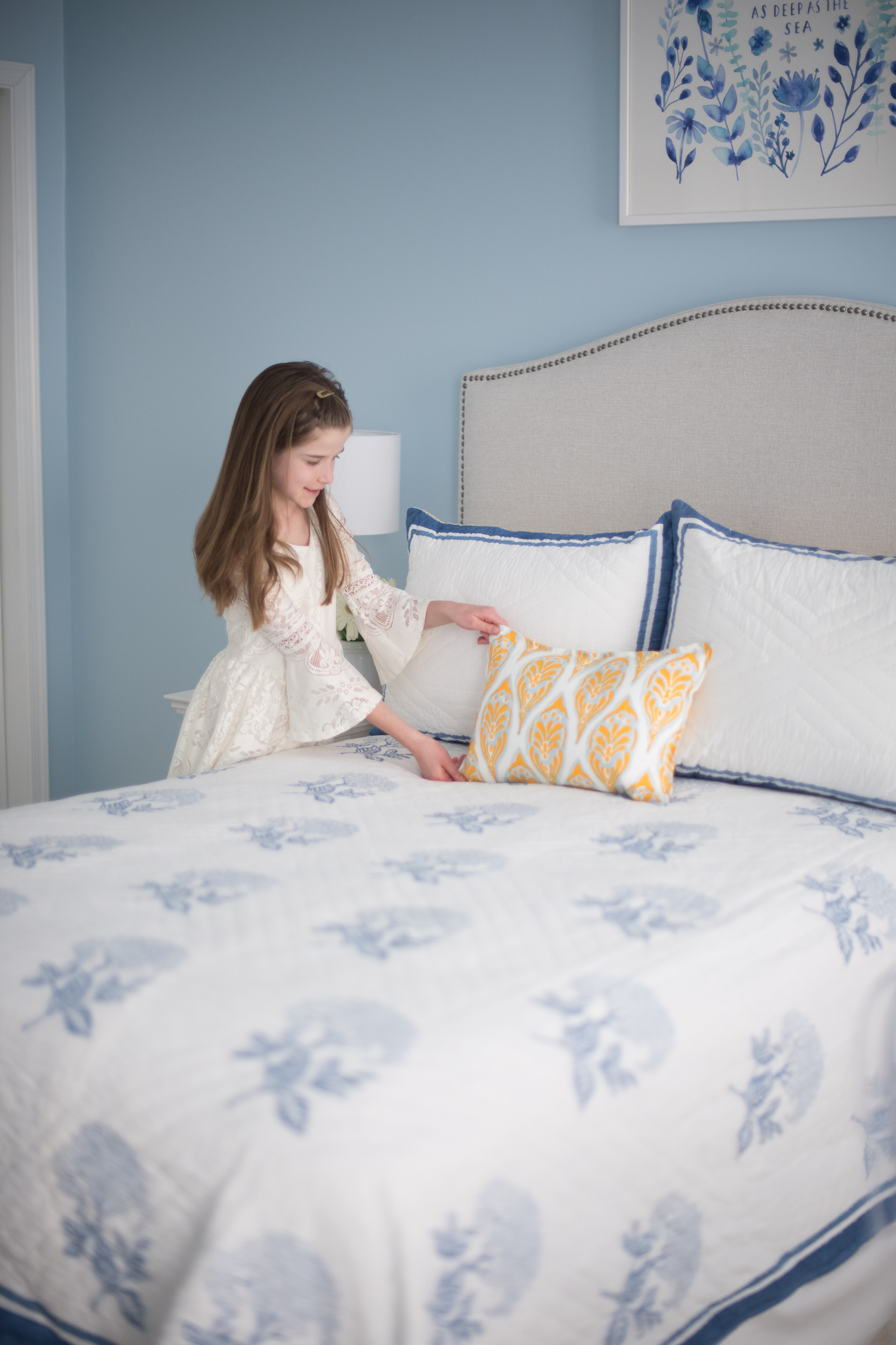 Petite Fashion and Style Blog Serena and Lily Bedding10 The Blue