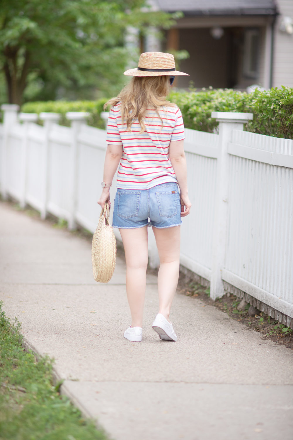 Michigan Petite Fashion and Lifestyle Blog | Fourth of July Fashions | Kule the Modern Tee