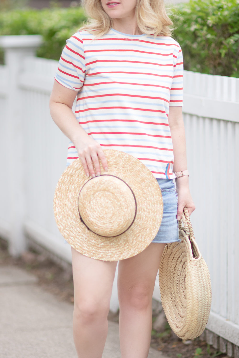 Michigan Petite Fashion and Lifestyle Blog | Fourth of July Fashions | Kule the Modern Tee