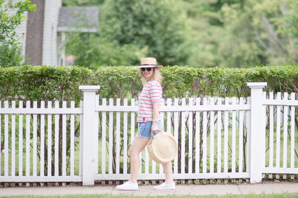 Michigan Petite Fashion and Lifestyle Blog | Fourth of July Fashions | Kule the Modern Tee