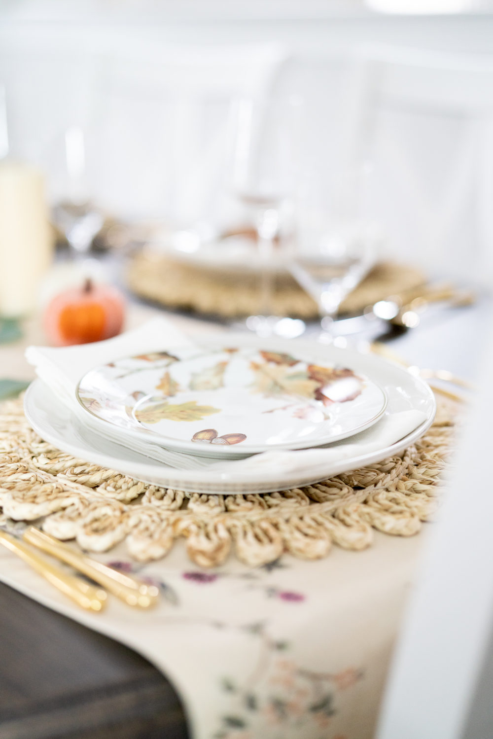 Petite Fashion Blog | FTD Flowers | FTD Thanksgiving Bouquet | Thanksgiving table decor | Thanksgiving tablescape | Pumpkin Pie recipe | 