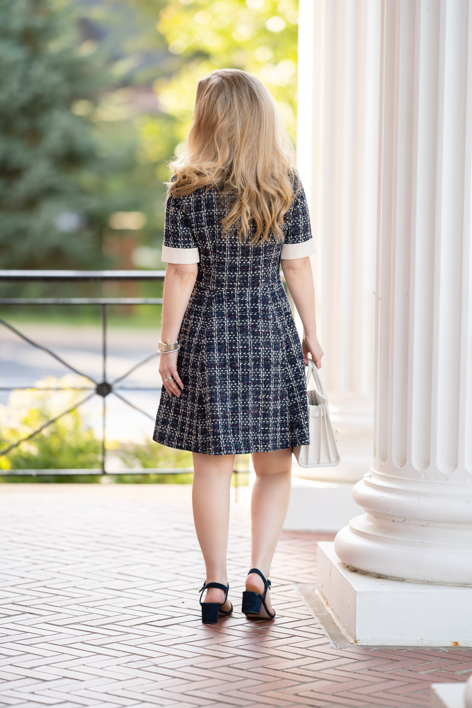Petite Fashion Blog Gal Meets Glam Tweed Dress5 The Blue